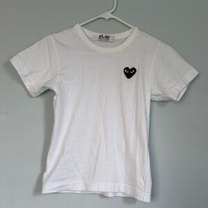 Play COMME des GARCONS XS tee